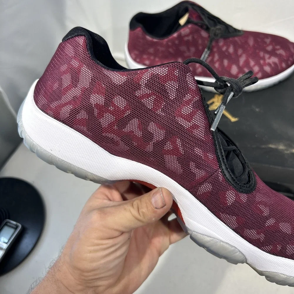 Jordan Air Jordan Future Low Bordeaux Camo Men's Athletic Sneakers 718948-605